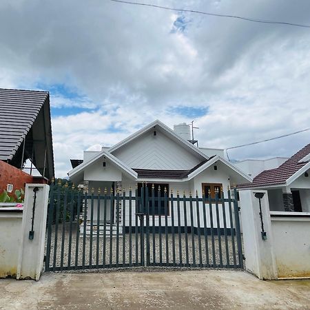 Mount Mist Villa Муннар Екстер'єр фото